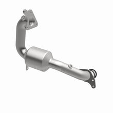 Load image into Gallery viewer, MagnaFlow Exhaust Products 52439 OEM Grade Direct-Fit Catalytic Converter for Select Nissan Juke