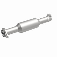 Load image into Gallery viewer, MagnaFlow Exhaust Products 5571518 California CARB Direct-Fit Catalytic Converter for Select Ford Escape, Mercury Mariner