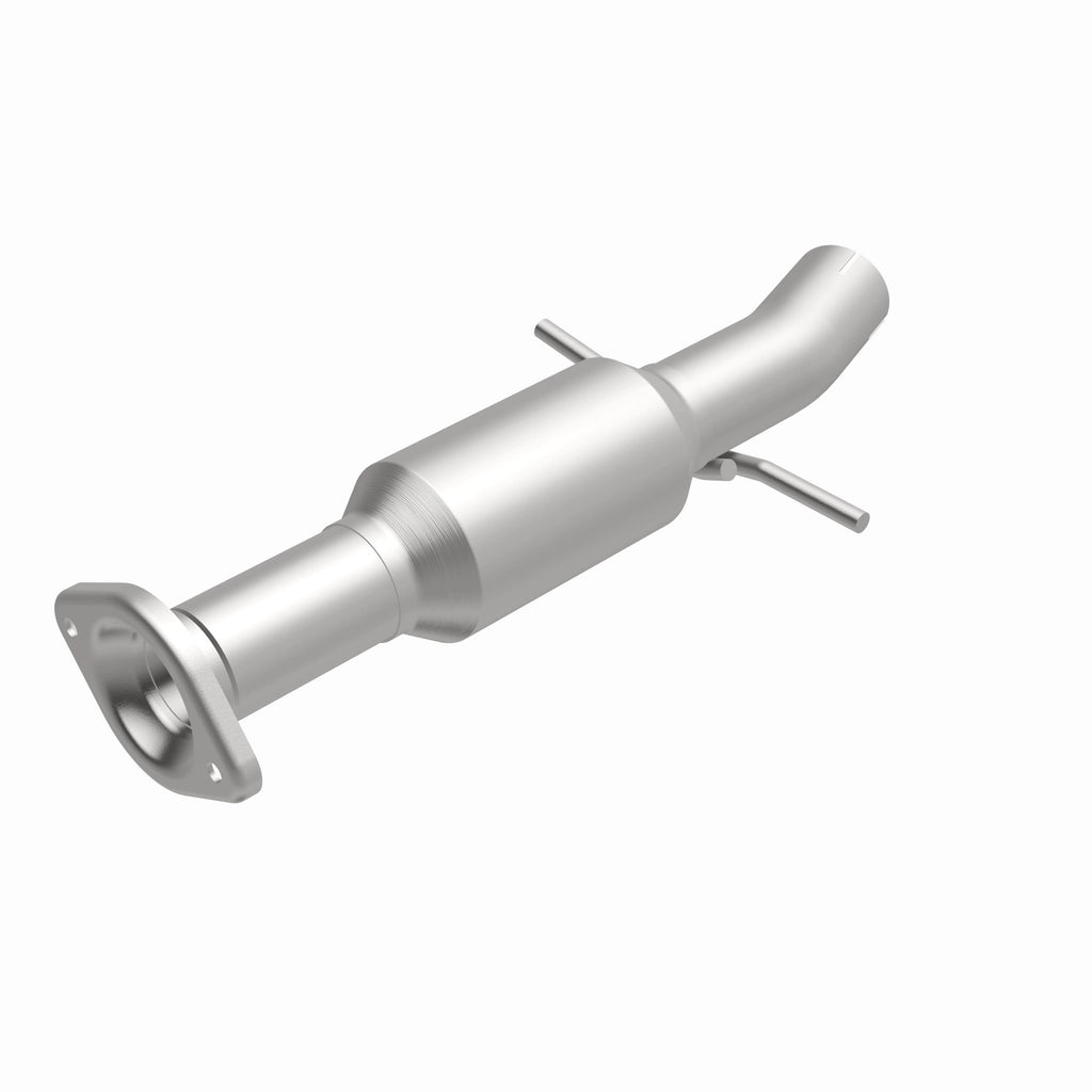 MagnaFlow Exhaust Products 52536 OEM Grade Direct-Fit Catalytic Converter for Select Toyota Highlander