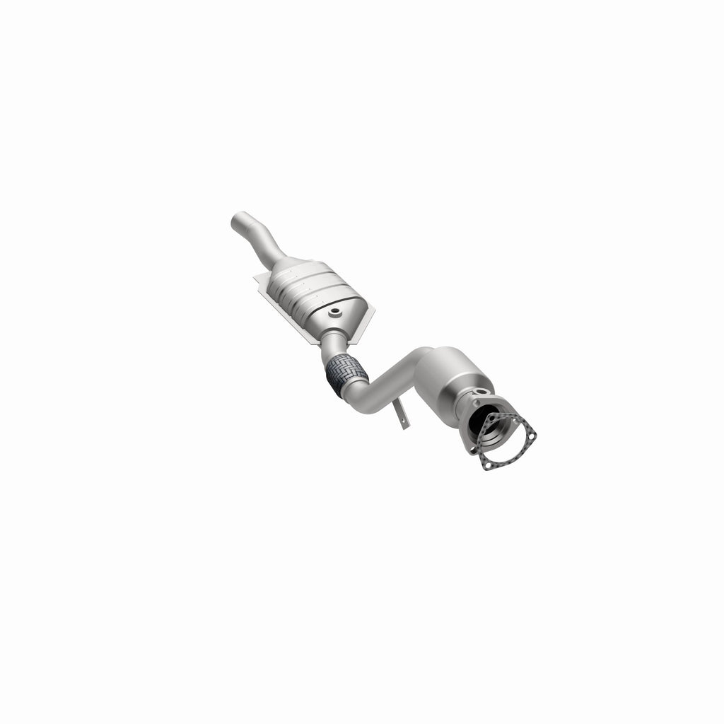 MagnaFlow Exhaust Products 51589 OEM Grade Direct-Fit Catalytic Converter for Select Audi A6, Audi A6 Quattro, Volkswagen Passat