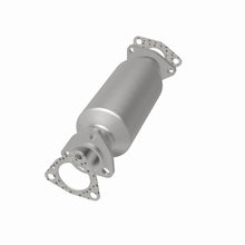 Load image into Gallery viewer, MagnaFlow Exhaust Products 22622 Standard Grade Direct-Fit Catalytic Converter for Select Acura Integra, Honda Prelude