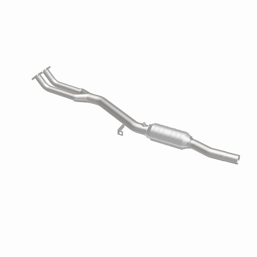 MagnaFlow Exhaust Products 93685 Standard Grade Direct-Fit Catalytic Converter for Select BMW 850CSi, BMW 850Ci, BMW 850i