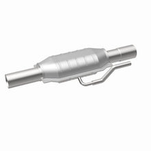 Load image into Gallery viewer, MagnaFlow Exhaust Products 95221 HM Grade Direct-Fit Catalytic Converter for Select Dodge Ram 2500, Dodge Ram