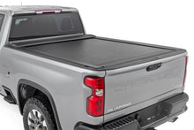 Load image into Gallery viewer, Rough Country 46110690 Retractable Bed Cover for Select Chevrolet Silverado HD, Chevrolet Silverado HD, GMC Sierra HD, GMC Sierra HD