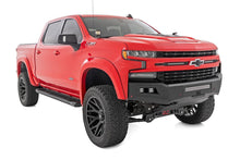 Load image into Gallery viewer, Rough Country SRB01900B HD2 Cab Length Running Boards for Select Chevrolet Silverado 1500, Chevrolet Silverado HD, Chevrolet Silverado HD, GMC Sierra 1500, GMC Sierra HD, GMC Sierra HD