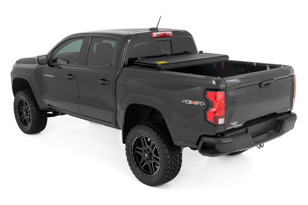 Rough Country 47120500B Hard Low Profile Bed Cover for Select Chevrolet Colorado, GMC Canyon