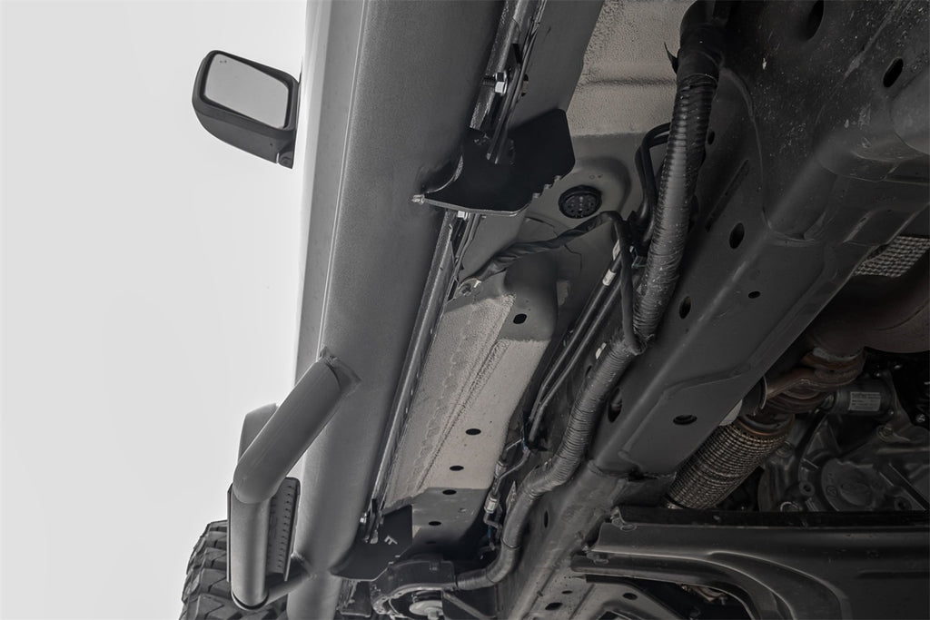 Rough Country RCF21582DA Nerf Steps for Select Ford Bronco