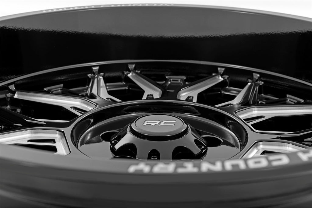 Rough Country 86201812 Series 86 Wheel for Select Cadillac Escalade, Chevrolet Avalanche, Chevrolet Avalanche 1500, Chevrolet Blazer, Chevrolet Colorado, Chevrolet K10, Chevrolet K10 Pickup, Chevrolet K10 Suburban, Chevrolet K1500, Chevrolet K1500