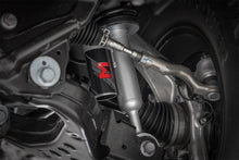 Load image into Gallery viewer, Rough Country 684187 M1R Reservoir Loaded Struts for Select Toyota Land Cruiser
