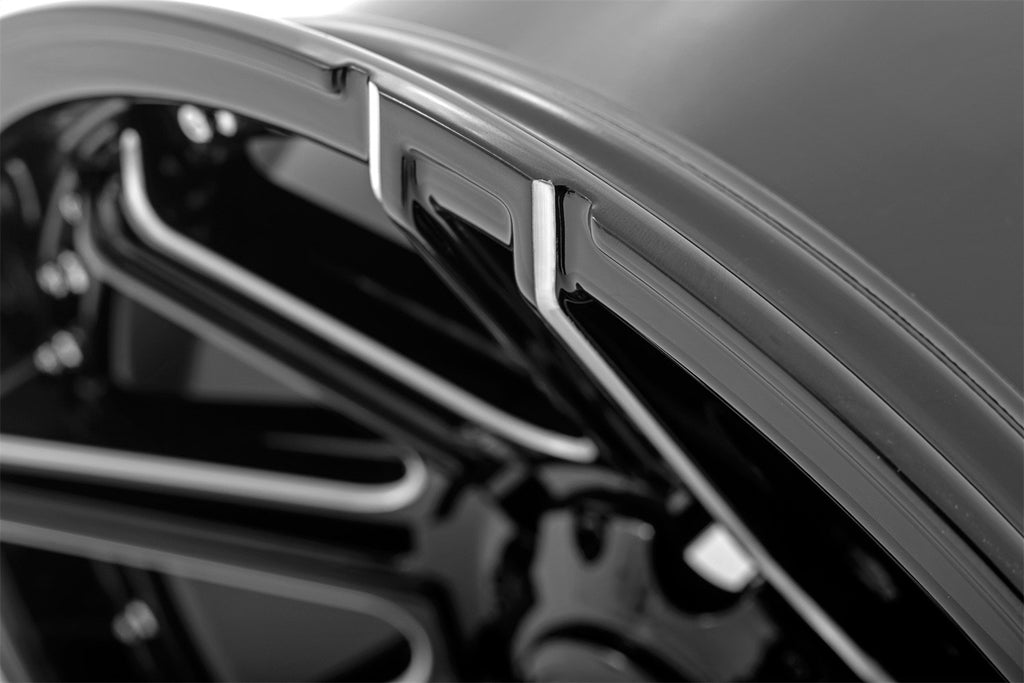 Rough Country 88170012 Series 88 Wheel for Select Cadillac Escalade, Chevrolet Avalanche, Chevrolet Avalanche 1500, Chevrolet Blazer, Chevrolet C1500, Chevrolet C2500, Chevrolet Colorado, Chevrolet K10, Chevrolet K10 Pickup, Chevrolet K10 Suburban,