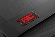 Load image into Gallery viewer, Rough Country 49120600 Hard Tri-Fold Tonneau Bed Cover for Select Chevrolet Colorado, GMC Canyon