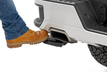 Load image into Gallery viewer, Rough Country PW049798 Retractable Bed Step for Select Chevrolet Silverado 1500, GMC Sierra