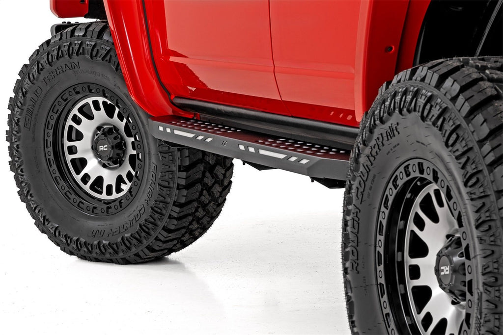 Rough Country 82151813M Series 82 Wheel for Select Dodge W100, Dodge W100 Pickup, Dodge W100 Series, Ford Bronco II, Ford Explorer, Ford Ranger, Jeep Cherokee, Jeep Comanche, Jeep Grand Cherokee, Jeep TJ, Jeep Wagoneer, Jeep Wrangler, Polaris RZR Pro R 4
