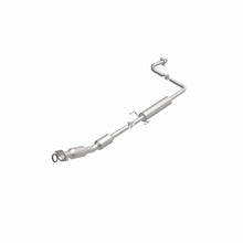 Load image into Gallery viewer, MagnaFlow Exhaust Products 5631752 California CARB Direct-Fit Catalytic Converter for Select Toyota Prius