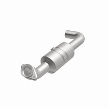 Load image into Gallery viewer, MagnaFlow Exhaust Products 5551419 California CARB Direct-Fit Catalytic Converter for Select Ford Expedition, Ford F-150, Lincoln Navigator