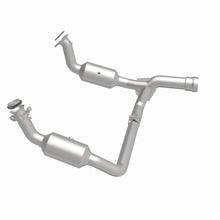Load image into Gallery viewer, MagnaFlow Exhaust Products 280211 OEM Grade Direct-Fit Catalytic Converter for Select Cadillac Escalade, Cadillac Escalade ESV, Chevrolet Silverado 1500, Chevrolet Silverado LTD, Chevrolet Suburban, Chevrolet Tahoe, GMC Sierra 1500, GMC Sierra Limited,