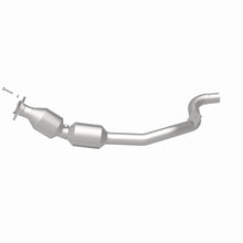 Load image into Gallery viewer, MagnaFlow Exhaust Products 21-607 OEM Grade Direct-Fit Catalytic Converter for Select Land Rover Range Rover, Land Rover Range Rover Sport
