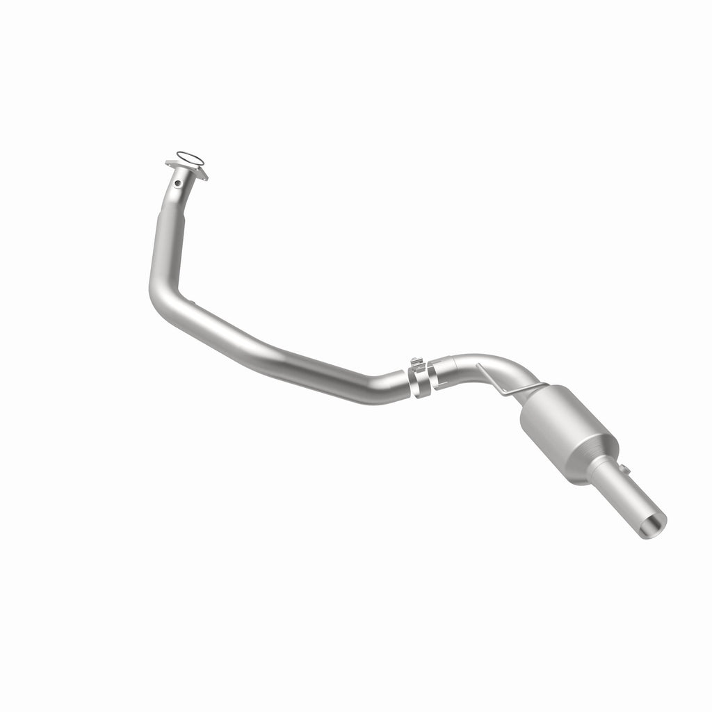 MagnaFlow Exhaust Products 280427 OEM Grade Direct-Fit Catalytic Converter for Select Chevrolet Express 4500, GMC Savana