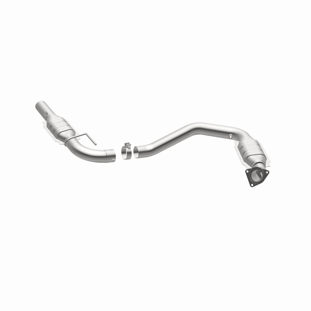 MagnaFlow Exhaust Products 51525 OEM Grade Direct-Fit Catalytic Converter for Select Chevrolet Express 2500, Chevrolet Express 3500, GMC Savana 2500, GMC Savana