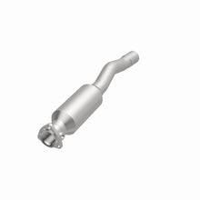 Load image into Gallery viewer, MagnaFlow Exhaust Products 3322949 California CARB Direct-Fit Catalytic Converter for Select Volvo 740, Volvo 745, Volvo 760, Volvo 940