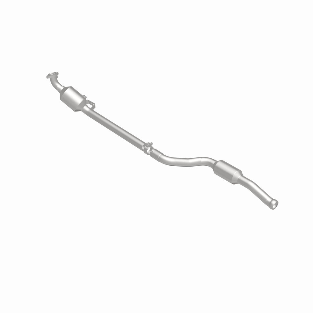 MagnaFlow Exhaust Products 21-439 OEM Grade Direct-Fit Catalytic Converter for Select Mercedes-Benz GLK350