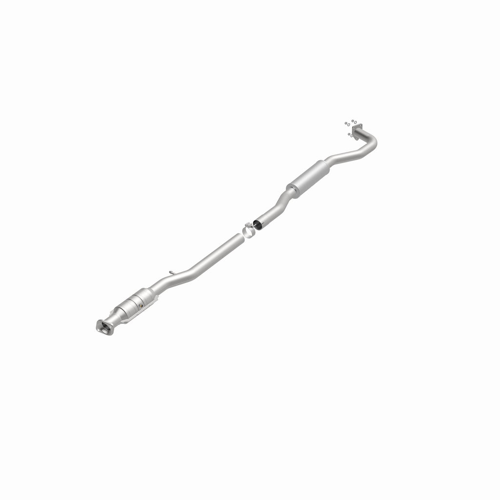 MagnaFlow Exhaust Products 51539 OEM Grade Direct-Fit Catalytic Converter for Select Mitsubishi Outlander