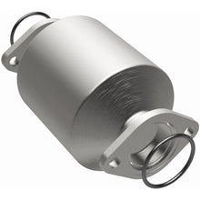 Load image into Gallery viewer, MagnaFlow Exhaust Products 3322656 California CARB Direct-Fit Catalytic Converter for Select Toyota Celica, Toyota Corolla
