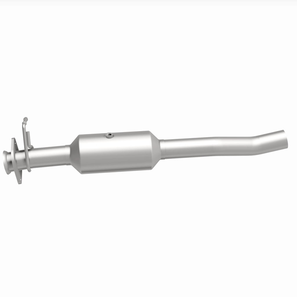 MagnaFlow Exhaust Products 280445 OEM Grade Direct-Fit Catalytic Converter for Select Ford F-53 Motorhome Chassis, Ford F-59 Commercial Stripped Chassis, Ford F-650, Ford F-750