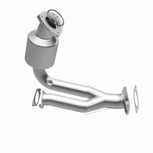 Load image into Gallery viewer, MagnaFlow Exhaust Products 5411911 California CARB Direct-Fit Catalytic Converter for Select Chevrolet Malibu, Pontiac G6, Saturn Aura