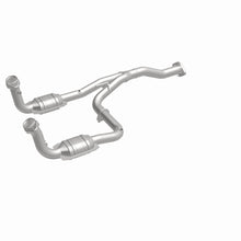 Load image into Gallery viewer, MagnaFlow Exhaust Products 49186 OEM Grade Direct-Fit Catalytic Converter for Select Jeep Liberty