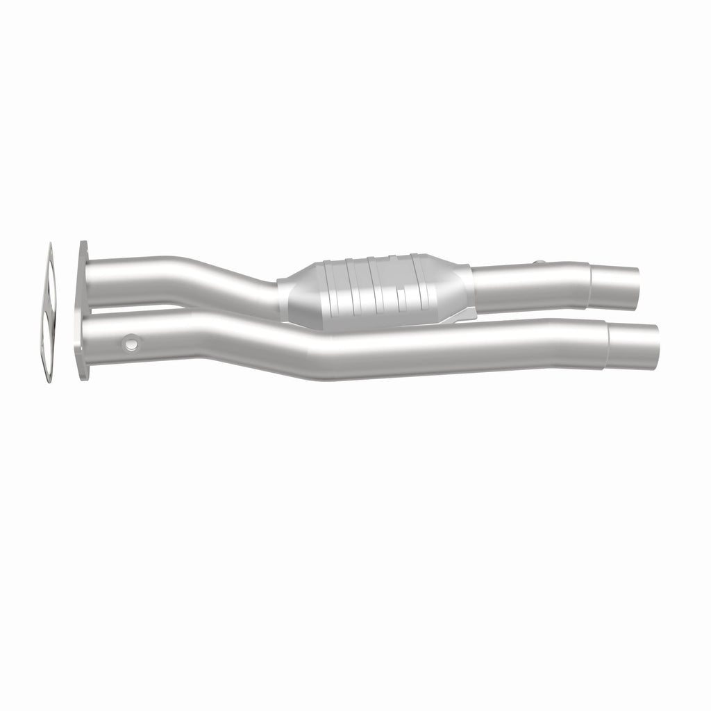 MagnaFlow Exhaust Products 4451471 California CARB Direct-Fit Catalytic Converter for Select Chevrolet C2500, Chevrolet C2500 Suburban, Chevrolet C3500, Chevrolet K2500, Chevrolet K2500 Suburban, Chevrolet K3500, GMC C2500, GMC C2500 Suburban, GMC C3500,