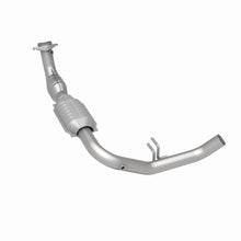 Load image into Gallery viewer, MagnaFlow Exhaust Products 447117 California CARB Direct-Fit Catalytic Converter for Select Ford Expedition, Ford F-150, Lincoln Navigator