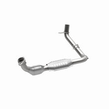 Load image into Gallery viewer, MagnaFlow Exhaust Products 447129 California CARB Direct-Fit Catalytic Converter for Select Ford Expedition, Ford F-150, Ford F-250, Lincoln Navigator