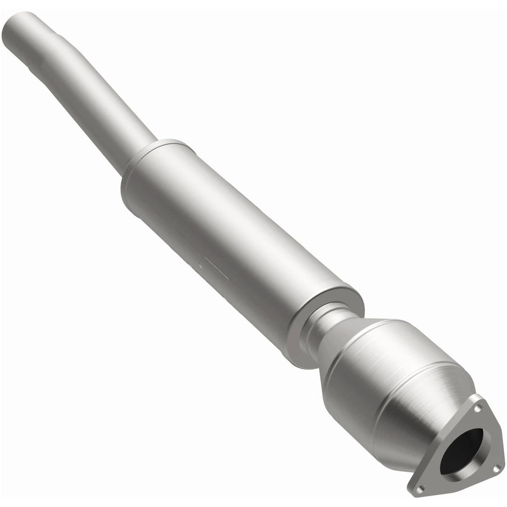 MagnaFlow Exhaust Products 49878 OEM Grade Direct-Fit Catalytic Converter for Select Volkswagen Phaeton