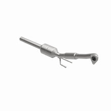 Load image into Gallery viewer, MagnaFlow Exhaust Products 52426 OEM Grade Direct-Fit Catalytic Converter for Select Volkswagen Beetle, Volkswagen Golf, Volkswagen Jetta