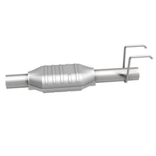 Load image into Gallery viewer, MagnaFlow Exhaust Products 23292 Standard Grade Direct-Fit Catalytic Converter for Select Dodge B150, Dodge B250, Dodge B350