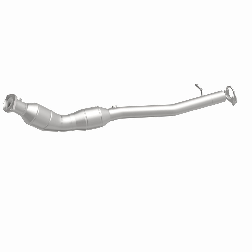 MagnaFlow Exhaust Products 49713 OEM Grade Direct-Fit Catalytic Converter for Select Land Rover Range Rover