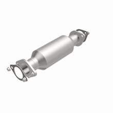 Load image into Gallery viewer, MagnaFlow Exhaust Products 5671332 California CARB Direct-Fit Catalytic Converter for Select Hyundai Elantra, Kia Spectra, Kia Spectra5