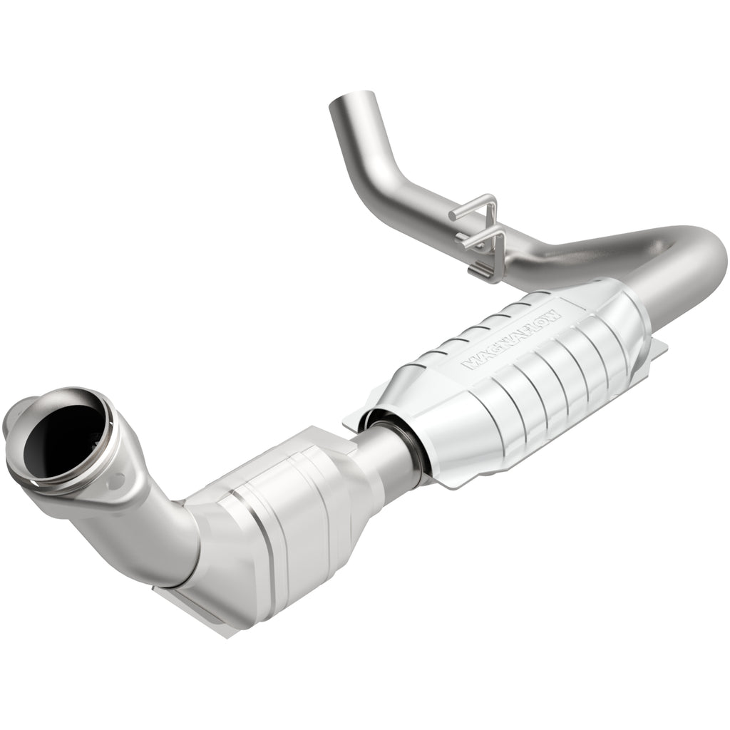 MagnaFlow Exhaust Products 51695 OEM Grade Direct-Fit Catalytic Converter for Select Ford Expedition, Ford F-150, Lincoln Navigator
