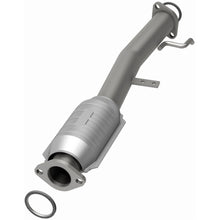 Load image into Gallery viewer, MagnaFlow Exhaust Products 93134 HM Grade Direct-Fit Catalytic Converter for Select Toyota RAV4