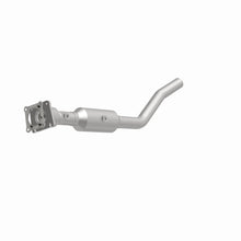 Load image into Gallery viewer, MagnaFlow Exhaust Products 5561509 California CARB Direct-Fit Catalytic Converter for Select Chrysler 200, Chrysler Sebring, Dodge Avenger, Dodge Caliber, Dodge Journey, Jeep Compass, Jeep Patriot