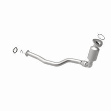 Load image into Gallery viewer, MagnaFlow Exhaust Products 52096 OEM Grade Direct-Fit Catalytic Converter for Select Chevrolet Equinox, Pontiac Torrent, Suzuki XL-7