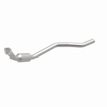Load image into Gallery viewer, MagnaFlow Exhaust Products 4481468 California CARB Direct-Fit Catalytic Converter for Select Ford Thunderbird, Jaguar S-Type, Lincoln LS