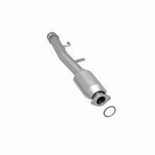 Load image into Gallery viewer, MagnaFlow Exhaust Products 93134 HM Grade Direct-Fit Catalytic Converter for Select Toyota RAV4