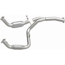 Load image into Gallery viewer, MagnaFlow Exhaust Products 21-252 OEM Grade Direct-Fit Catalytic Converter for Select Chevrolet Silverado HD, Chevrolet Silverado HD, GMC Sierra HD, GMC Sierra HD
