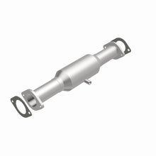 Load image into Gallery viewer, MagnaFlow Exhaust Products 3391352 California CARB Direct-Fit Catalytic Converter for Select Ford Bronco II, Ford Ranger
