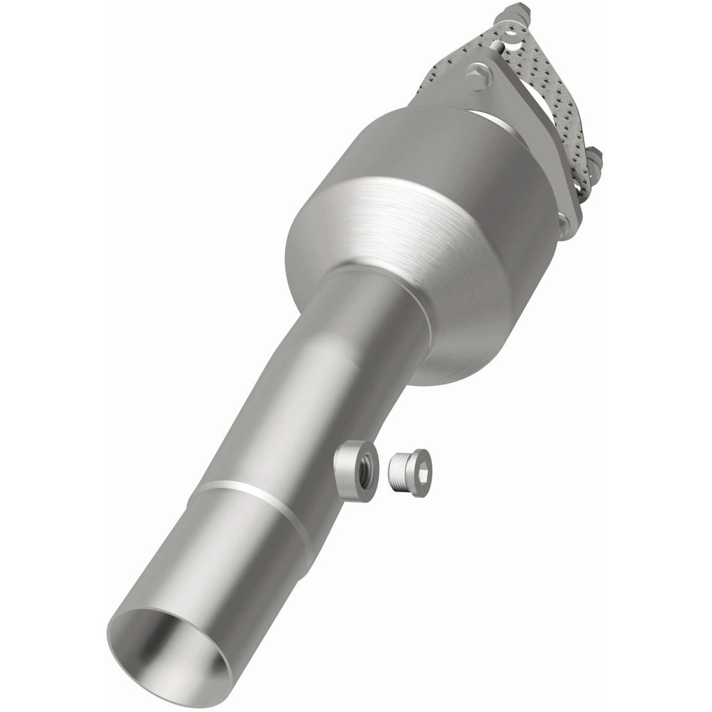 MagnaFlow Exhaust Products 280732 OEM Grade Direct-Fit Catalytic Converter for Select Land Rover Discovery Sport, Land Rover Range Rover Evoque