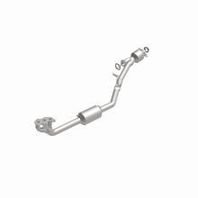Load image into Gallery viewer, MagnaFlow Exhaust Products 5481334 California CARB Manifold Catalytic Converter for Select Subaru B9 Tribeca, Subaru Outback, Subaru Tribeca