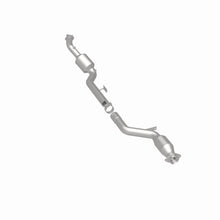 Load image into Gallery viewer, MagnaFlow Exhaust Products 5411696 California CARB Direct-Fit Catalytic Converter for Select Mercedes-Benz SLK55 AMG