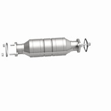 Load image into Gallery viewer, MagnaFlow Exhaust Products 51332 OEM Grade Direct-Fit Catalytic Converter for Select Hyundai Elantra, Kia Spectra, Kia Spectra5